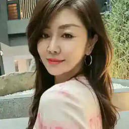 灵灵的频道 Profile