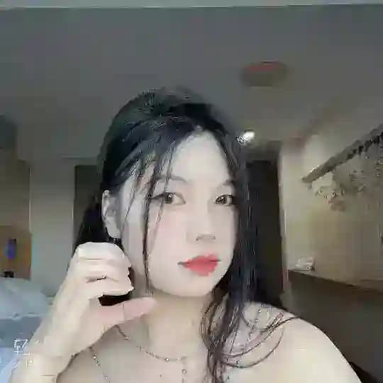 兰兰，带🏠🉑蛇吻，开课中 Profile