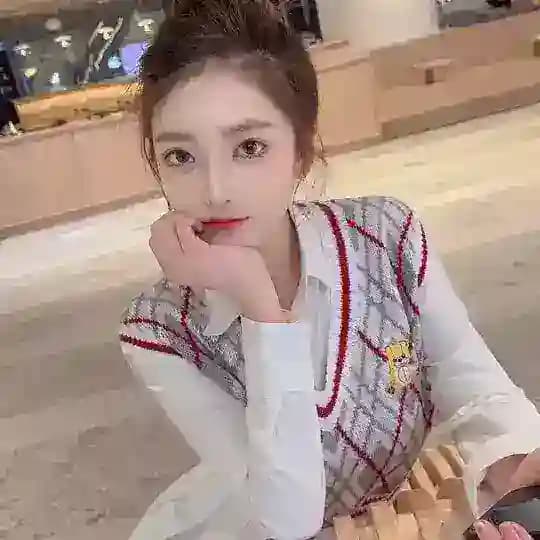 清秀小妖精频道 Profile