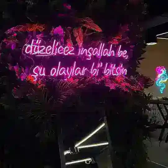 AMA KAFAMIZ NASIL GÜZEL Profile