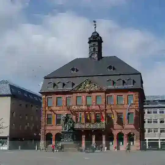 Hanau aktuell Profile