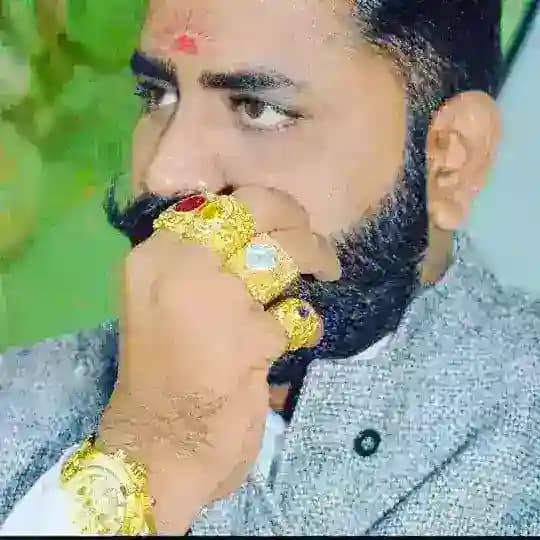 {अमित भाई ❤️ सट्टा किंग} Profile