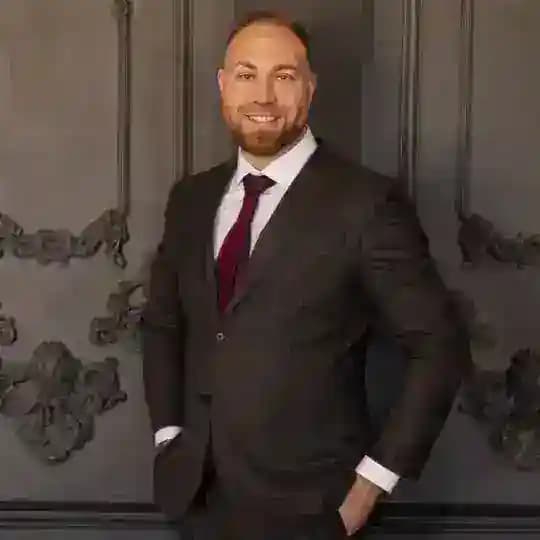 Адвокат Александр Мокейков Chat Profile