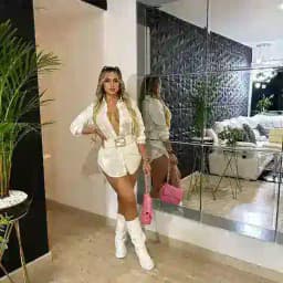 Camila Monsalve ❤️ Profile