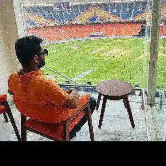 𝐌𝐔𝐍𝐀 𝐁𝐇𝐀𝐈 Profile