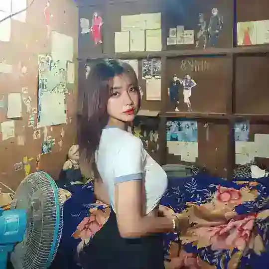 မေသက်မှူး နန်းဆုပုလဲထက် ဒီးဒီး မြန်မာအိုပါးကား Chat Profile