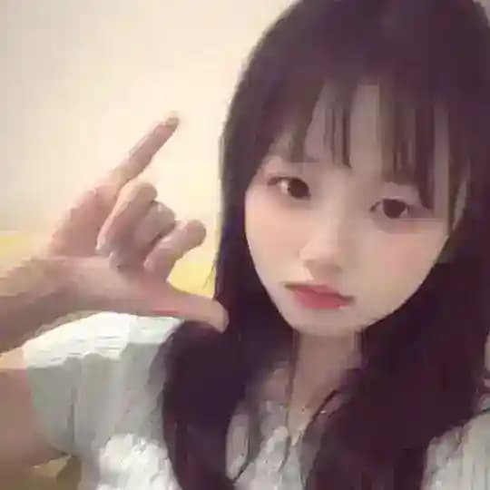 小秋秋的机器人 Profile