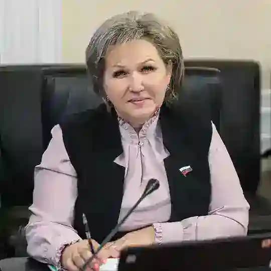 Елена Писарева