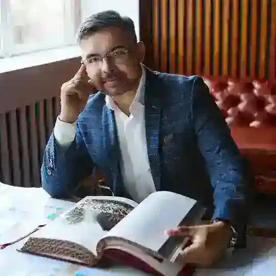 Юнышев Дмитрий: генеалогия