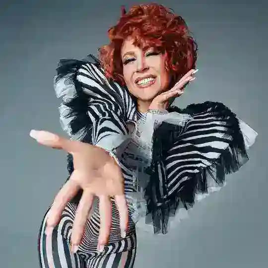 Анна МАЙ