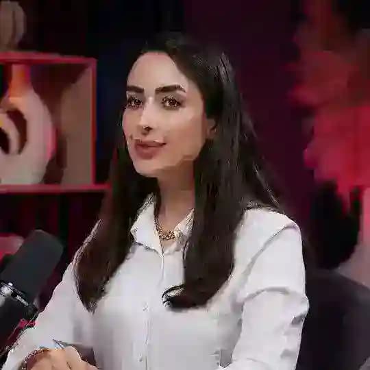عاطفه خادم