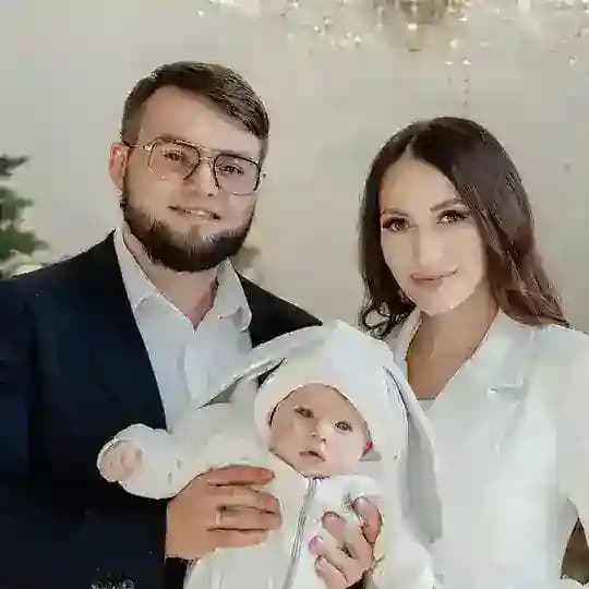 Катя, Руслан и Милана Бугаец❤️