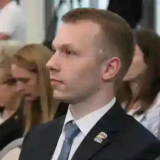 ЧЕРНОВ