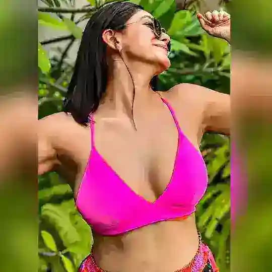 Actress Desire 😻👅