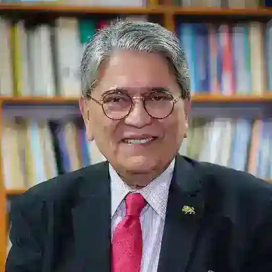 عليرضا نوري زاده ( خانه پدری ) Profile