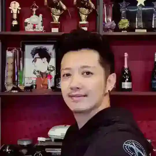 Sai Sai Kham Leng