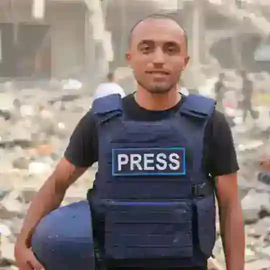 الناشط الإعلامي محمد العرجا