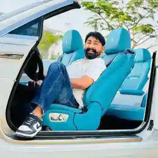 MALIK MUMBAI Profile