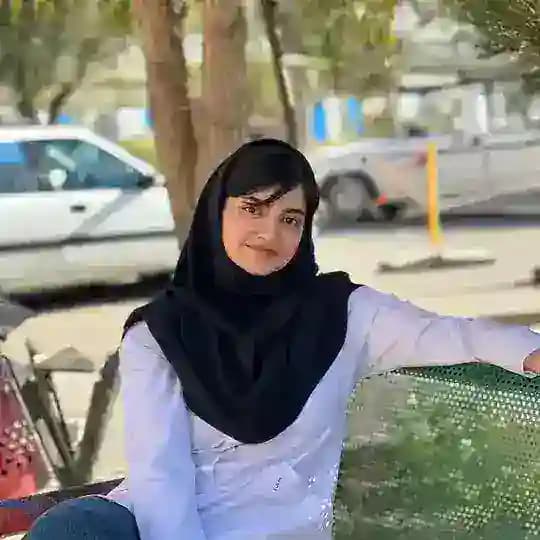 Reyhaneh_konkur