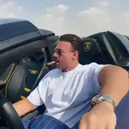 SUPREME بالعربية 💸📈