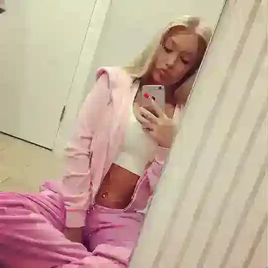 Алинка Блондинка🩷