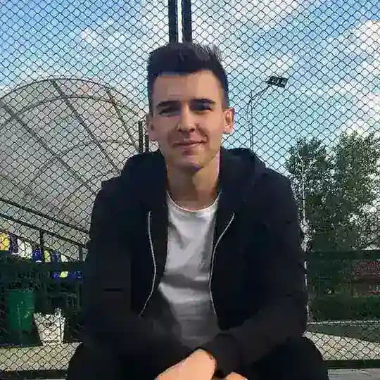 Антон Лебедев