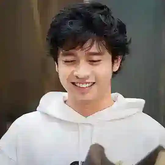 Daung - Peachick