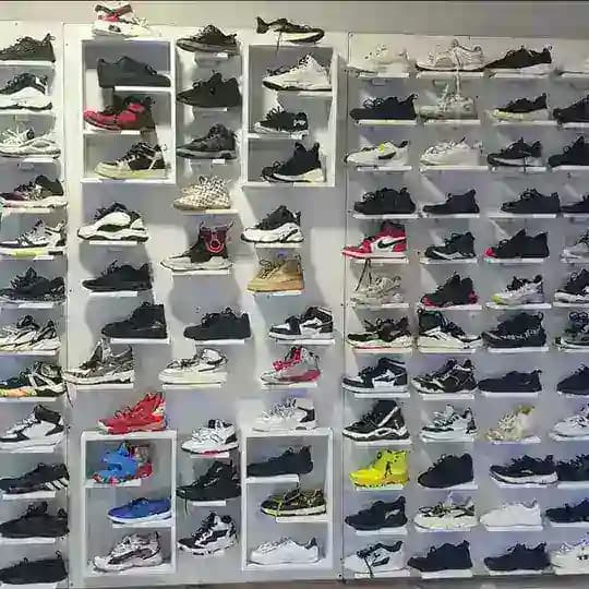 SEN የወንዶች ቶርሽን ጫማ እና ልብስ