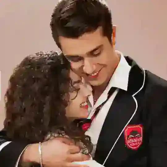 خواهران و برادران | Kardeşlerim