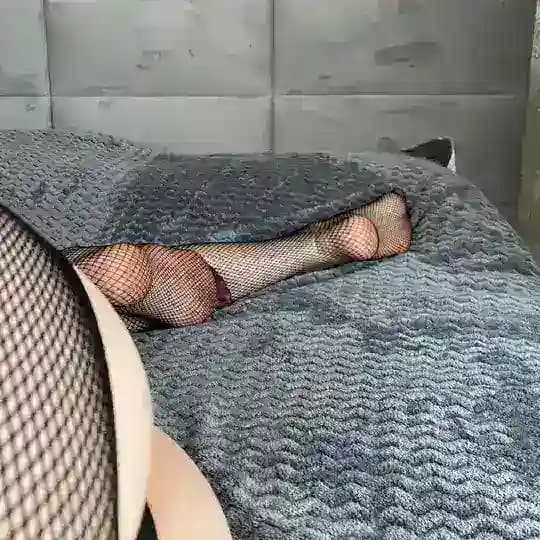 feet maria