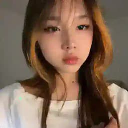 leeyona Profile