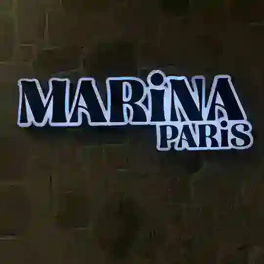 Marina -PARIS 👕