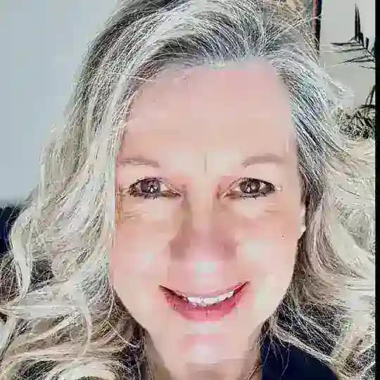 Michelle Fielding Spiritual Awakener (Coach)