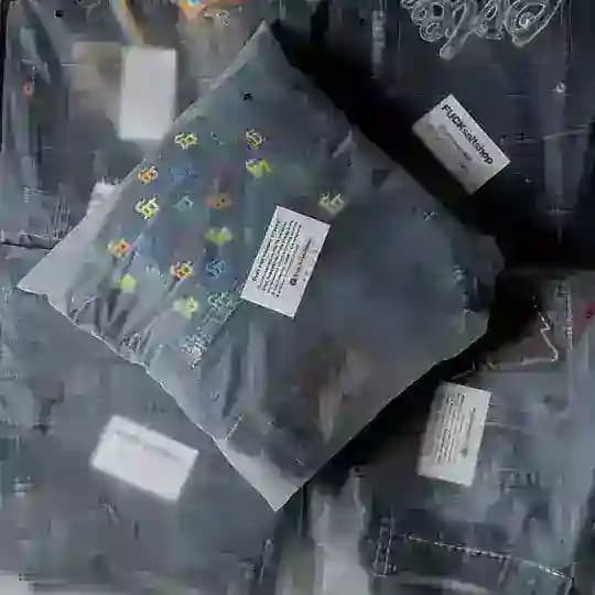 Наличие FUCKsaltshop