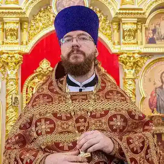 Священник Дионисий Каменщиков