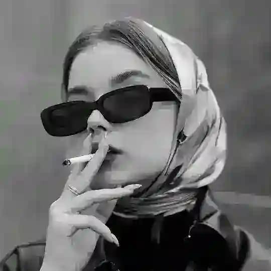 𝑷𝒂𝒓𝒚𝑬𝒅𝒊𝒕𝒔