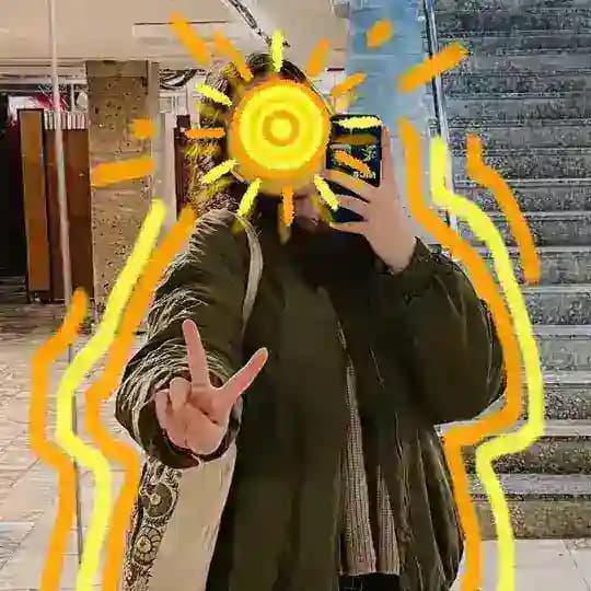 Луч на подоконнике ☀️