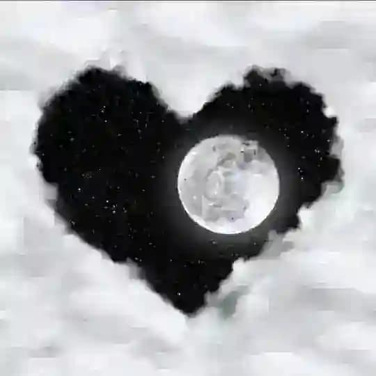 عبقُ الياسمين💙👑
