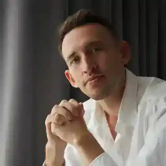 Роман Рогожников