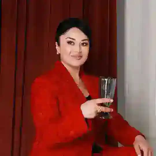 Shahnozahakimova
