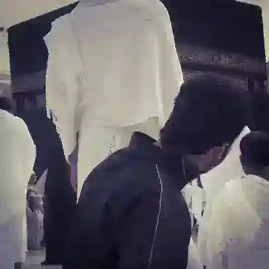 أوّاب.