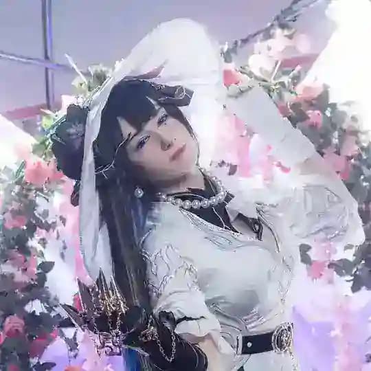 ♱ ᴦᴧᴀʙнᴀя Д϶йни ♱