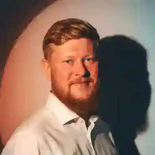 МАКСИМ ИЛЬИНОВ