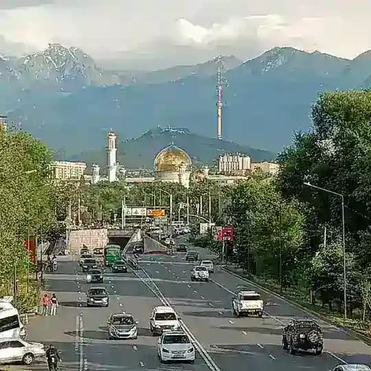 Город Яблок (Алматы)