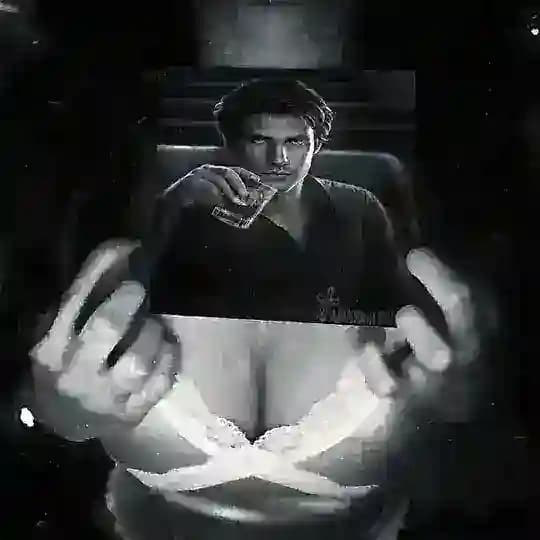 𝓐phrodite 𝓛loyd — †