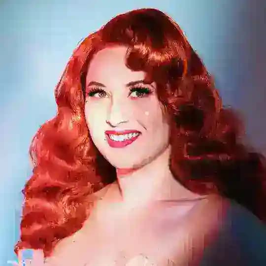 Margot Mae Hunt Burlesque