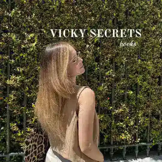 Vicky Secrets | Books 📚